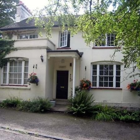 Bluebell House Hotel Windsor Bagian luar foto