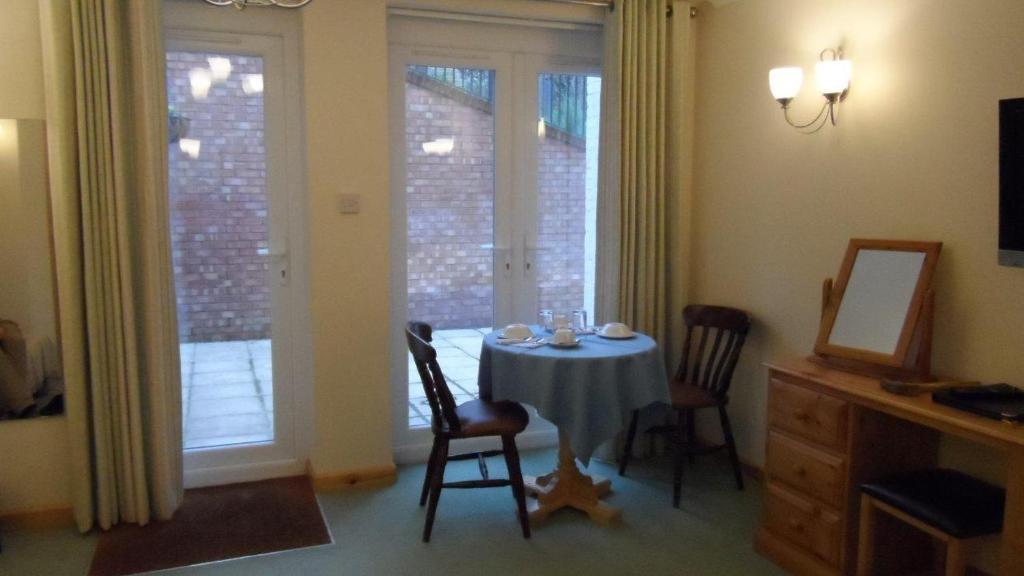 Bluebell House Hotel Windsor Ruang foto