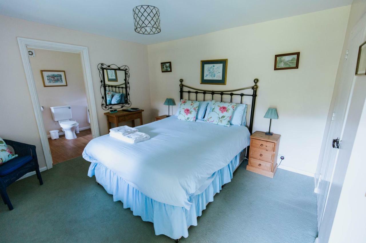 Bluebell House Hotel Windsor Bagian luar foto