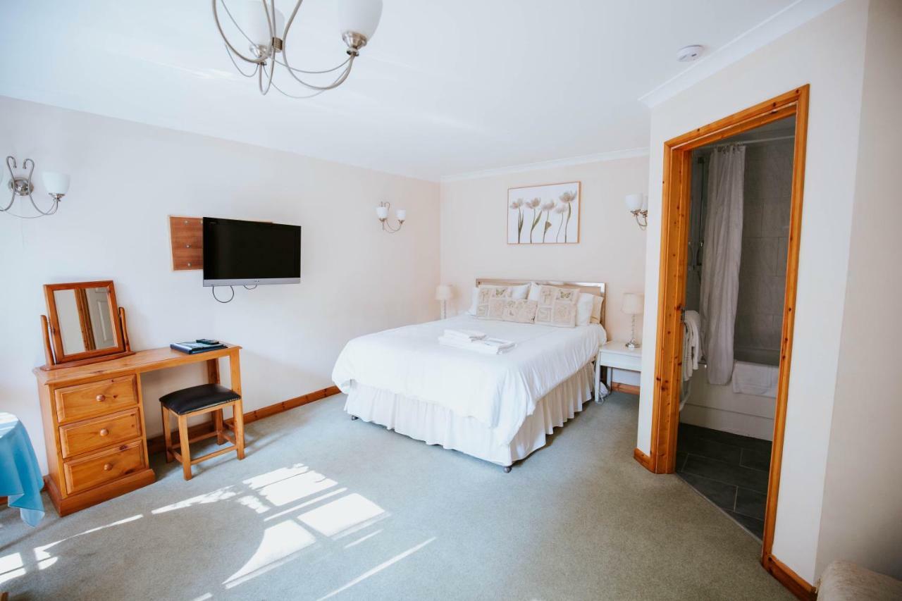 Bluebell House Hotel Windsor Bagian luar foto