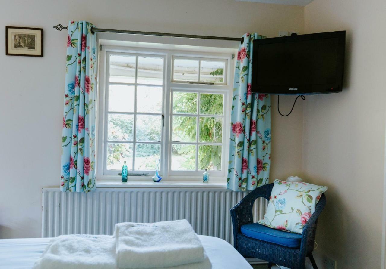 Bluebell House Hotel Windsor Bagian luar foto