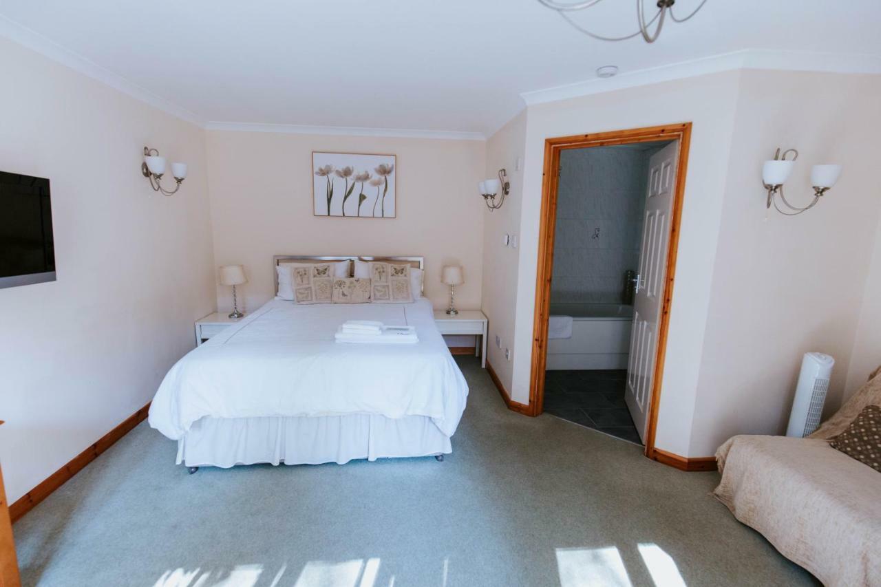 Bluebell House Hotel Windsor Bagian luar foto