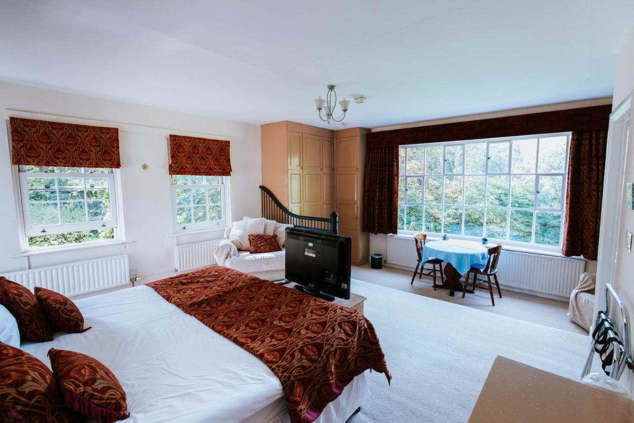 Bluebell House Hotel Windsor Bagian luar foto